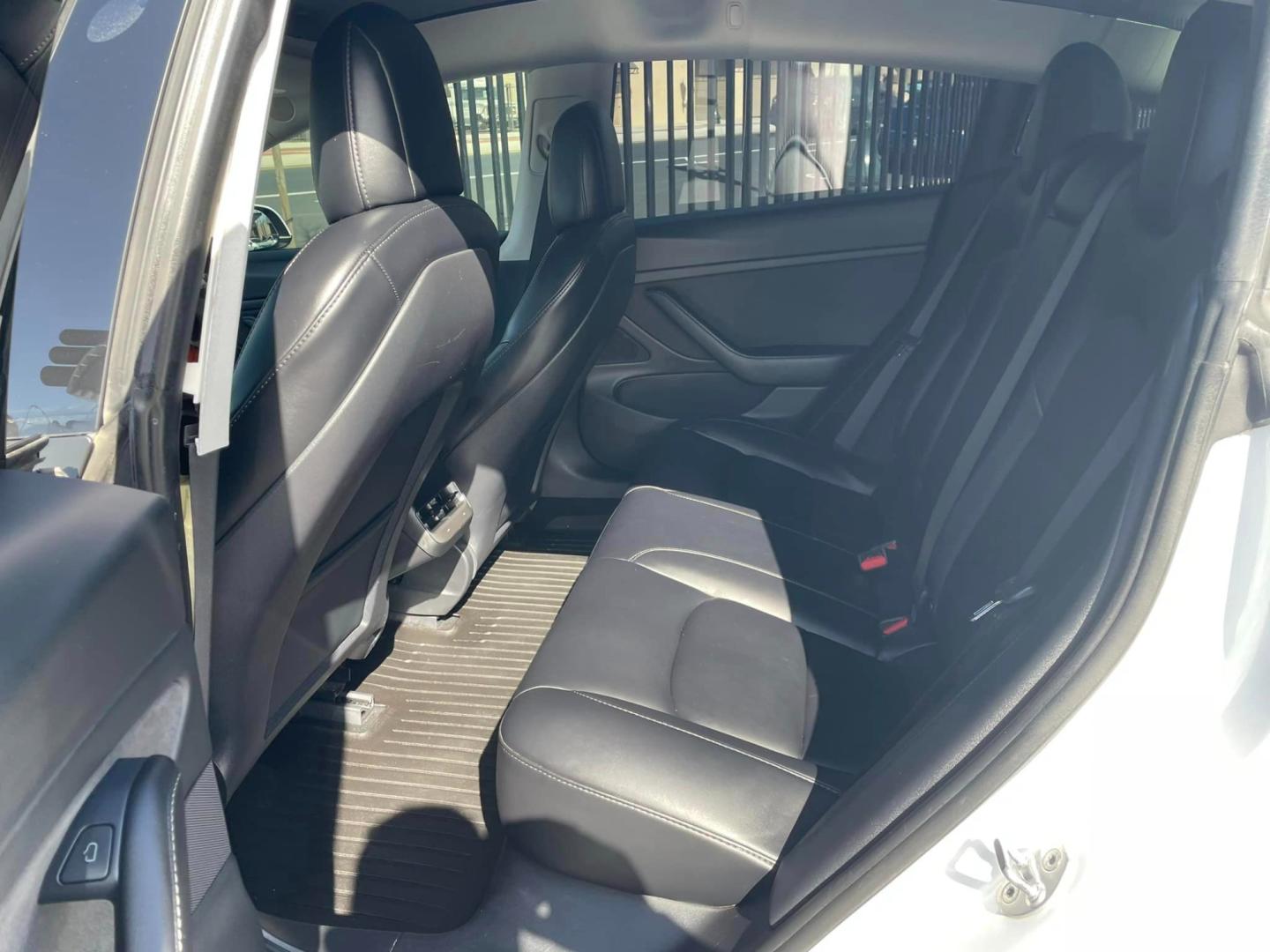 2021 WHITE /BLACK Tesla Model 3 Long Range (5YJ3E1EB8MF) with an ELECTRIC engine, 1A transmission, located at 744 E Miner Ave, Stockton, CA, 95202, (209) 944-5770, 37.956863, -121.282082 - PLUS TAXES AND FEES- Photo#7